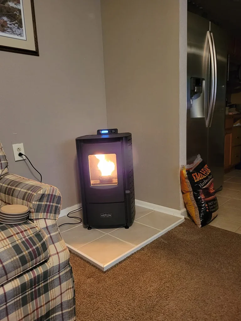 PS20W-CIW Black Mini Pellet Stove