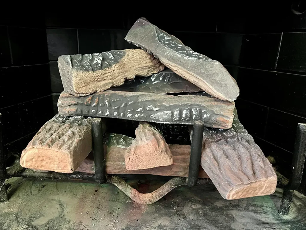 Ceramic 10-Piece Ventless Gas Fireplace Logs